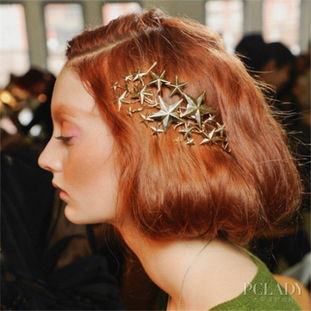 5款別致發飾吸睛搭法，輕松擺脫平庸路人感